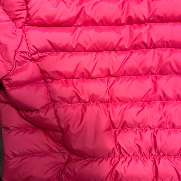 A&F Lightweight Puffer Jacket - Picture 6 of 9